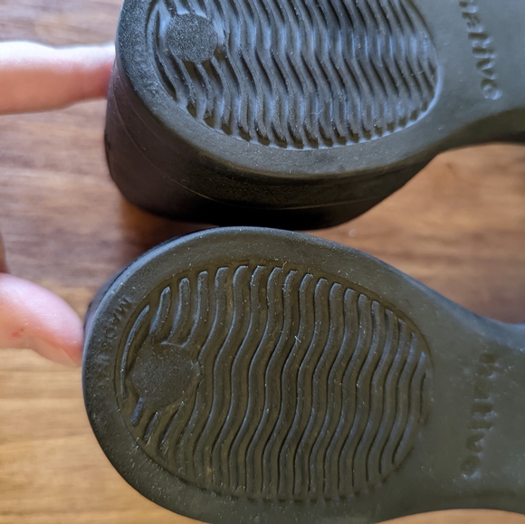 Native Audrey Size 7 Black Pointed Toe Flats - Picture 8 of 9